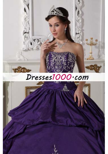 Strapless Purple Ruched Taffeta Embroidery Quinceanera Dress