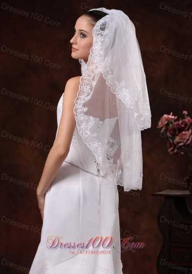 Two-tier Graceful Wedding Veils Embroidery