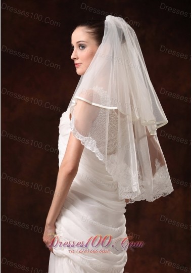 Scalloped Lace Edge Two-tier Wedding Veils Elbow