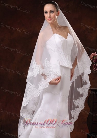 Two Layers Tulle Lace Applique Edge Graceful Wedding Veil