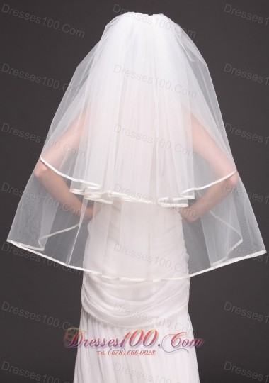 Two-tier Oval Shaped Ribbon Edge Wedding Veil