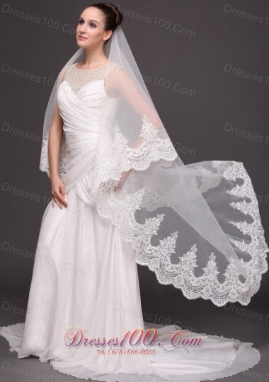 Lace Applique One-tiered Cathedral Tulle Wedding Veil