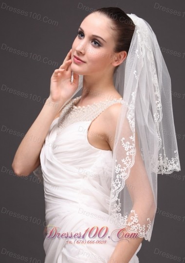 Lace Applique Two-tiered Tulle Wedding Veil