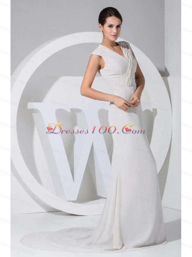 White Brush Train V-neck Ruched Mother Bride Dresses