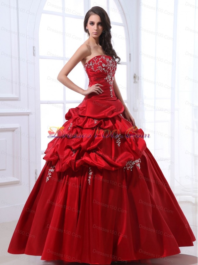 Red A-line Pick-ups Sweet Quinceanera Dresses with Appliques