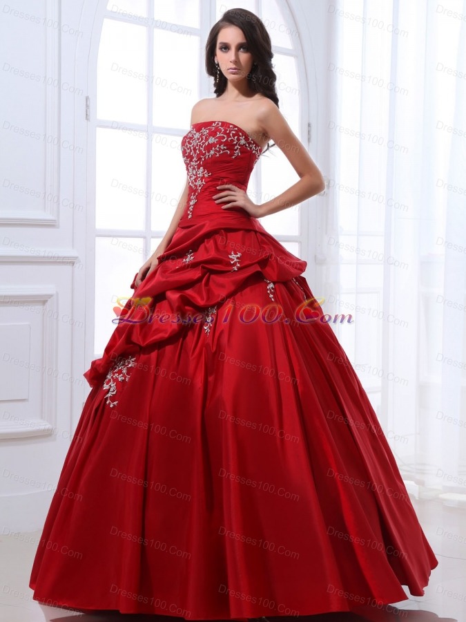 Red A-line Pick-ups Sweet Quinceanera Dresses with Appliques