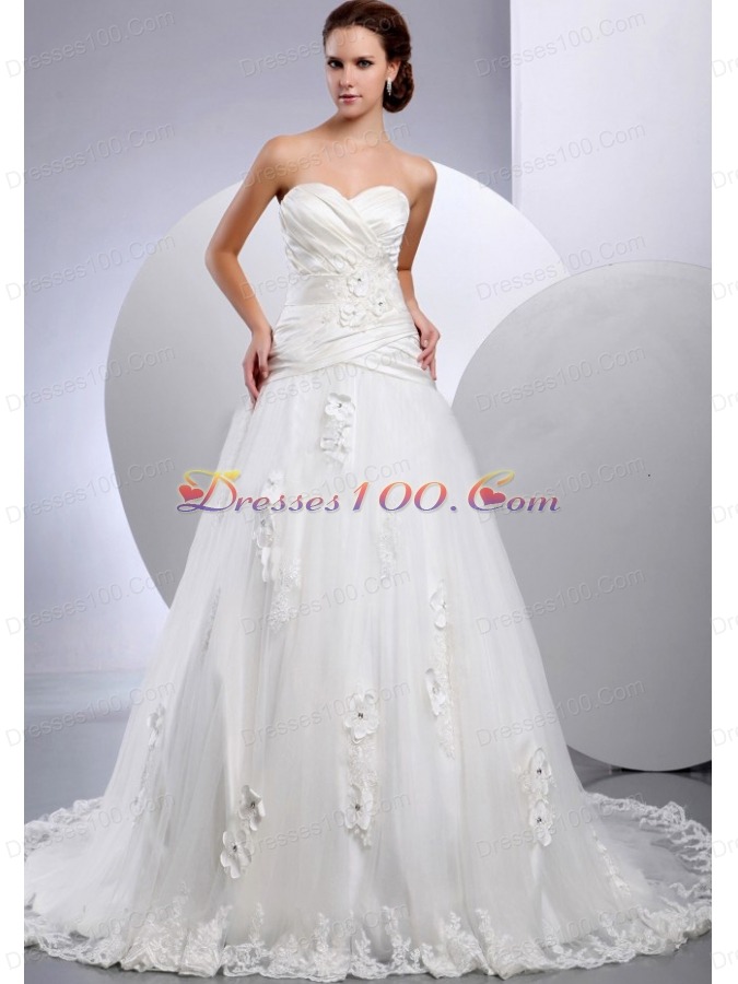 A-line Sweetheart Wedding Gowns With Appliques and Ruch