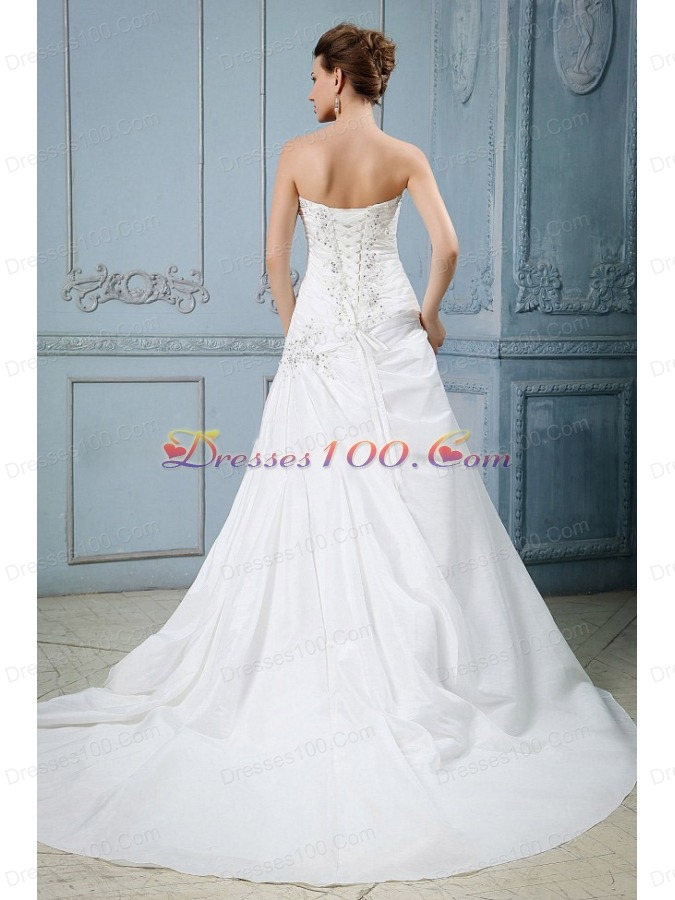 Appliques Bridal Dresses Sweetheart with Beading Train