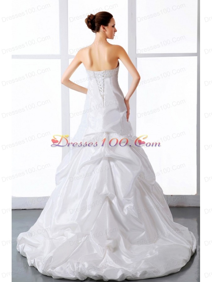 Beading and Ruching Wedding Dress With Court Train
