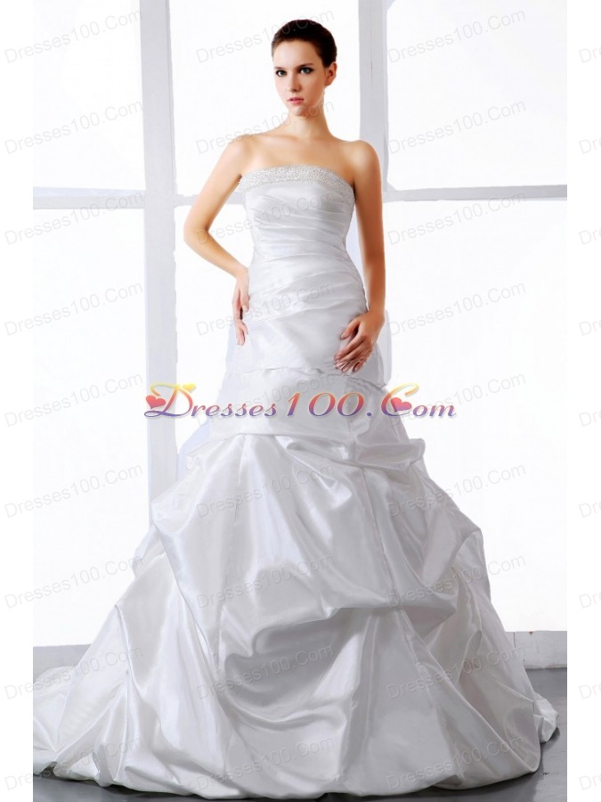 Beading and Ruching Wedding Dress With Court Train