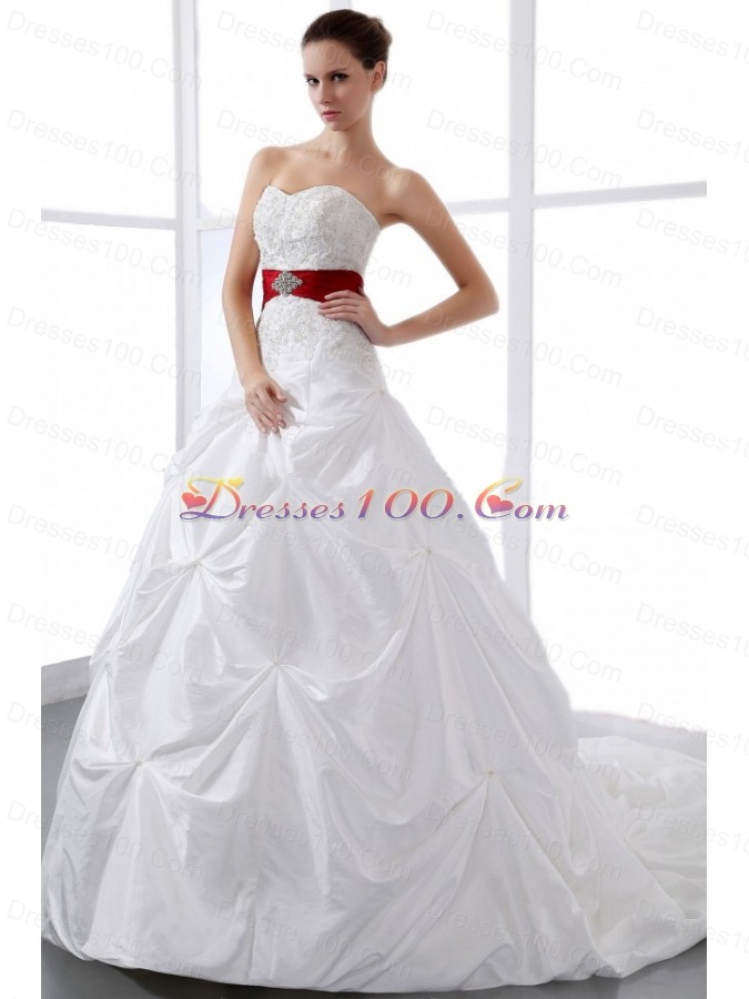 Wedding Dress Sweetheart Appliques Pick-ups Chapel Train