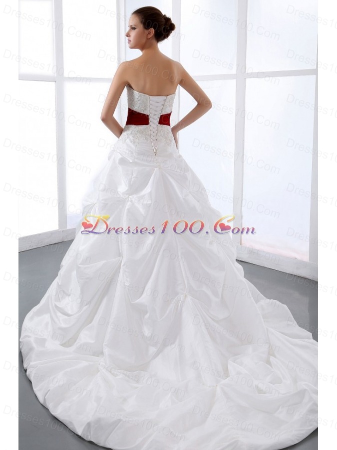 Wedding Dress Sweetheart Appliques Pick-ups Chapel Train