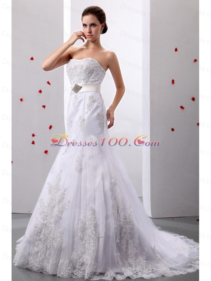 A-Line Strapless Tulle Appliques Beading Wedding Gowns