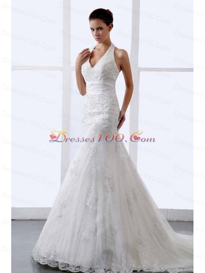 Halter Appliques Tulle Court Train Wedding Dress V-neck