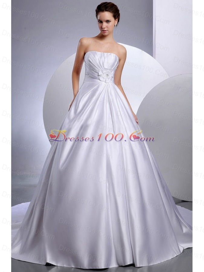 Chapel Train Wedding Gown Dresses Satin Strapless
