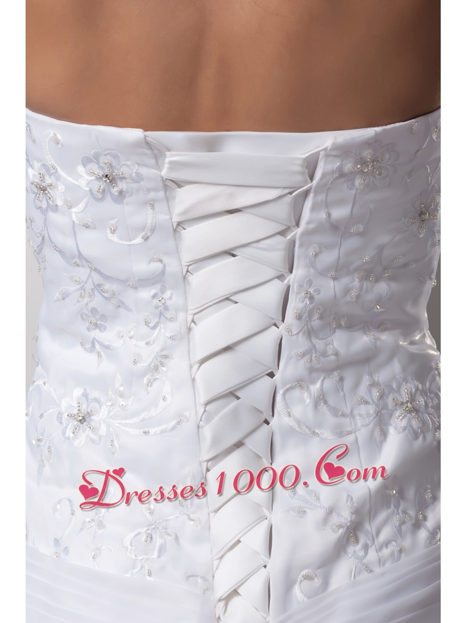 A-line Strapless Court Train Appliques Wedding Dress