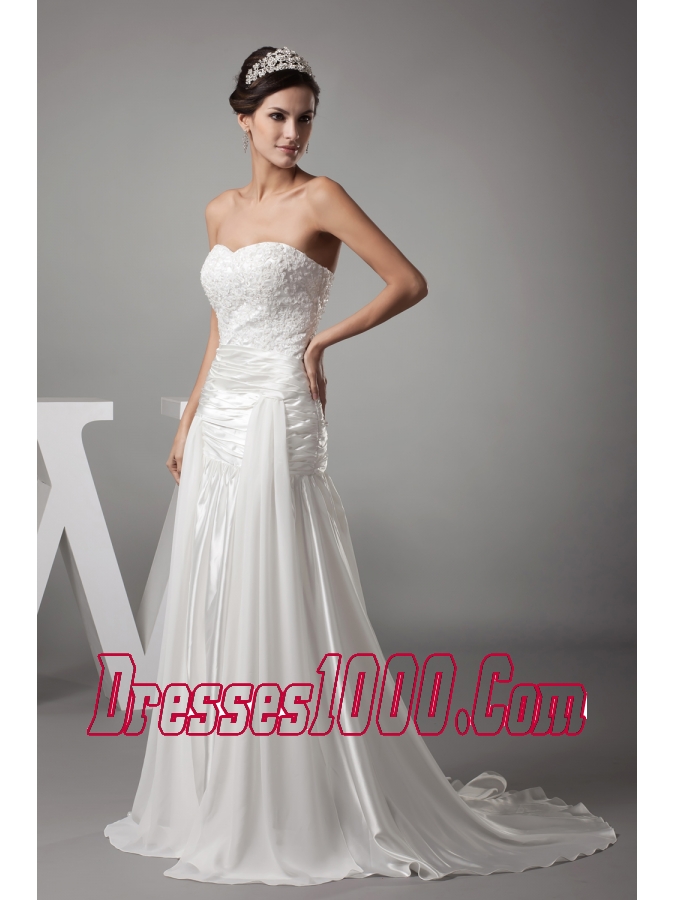 A-line Sweetheart Court Train Appliques Wedding Dress