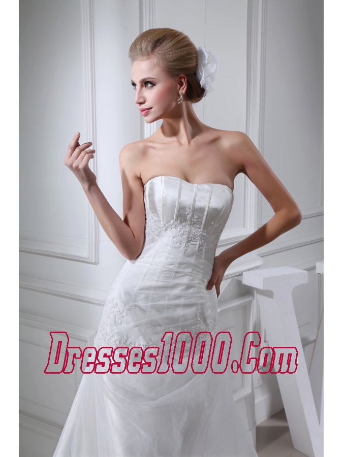 Cheap Appliques Strapless A-line Chapel Train Wedding Dress