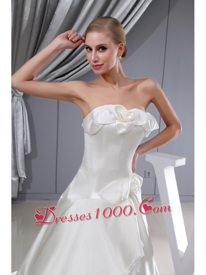 Hand Made Flowers A-line Chapel Train Strapless Wedding Dress