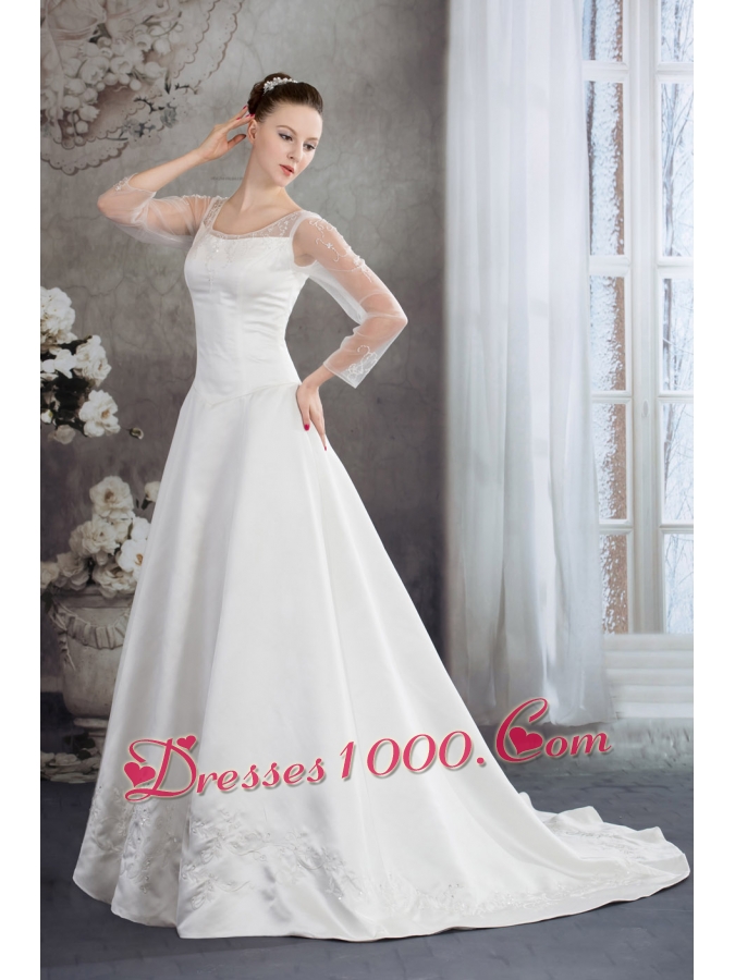 Scoop Long Sleeves Embroidery satin Wedding Dress