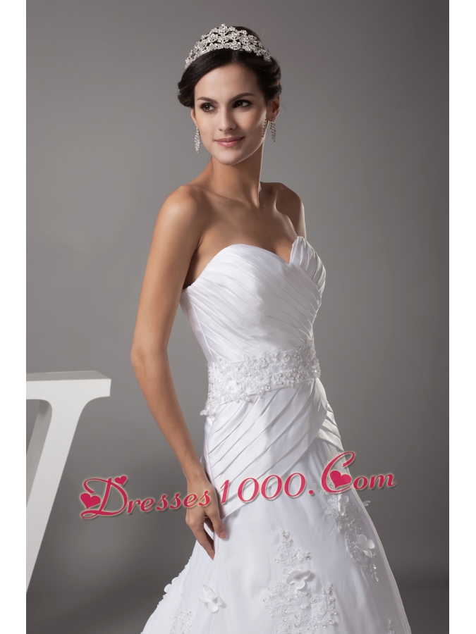 Sweetheart Appliques Designer A-line / Princess Wedding Dress