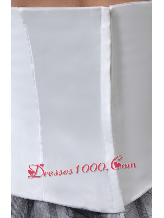 White and Black Appliques Ball Gown Strapless Chapel Train Wedding Dress