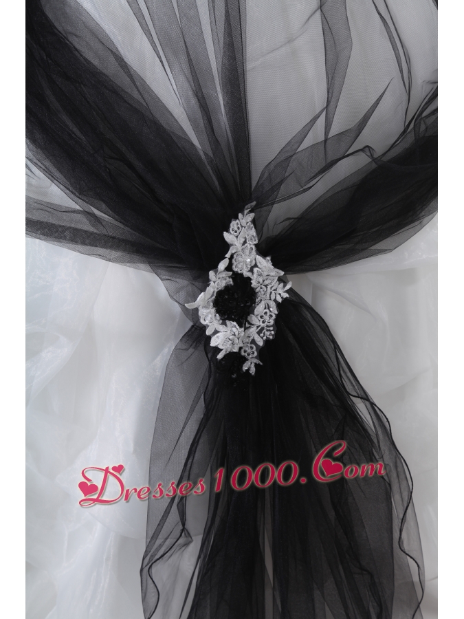 White and Black Appliques Ball Gown Strapless Chapel Train Wedding Dress