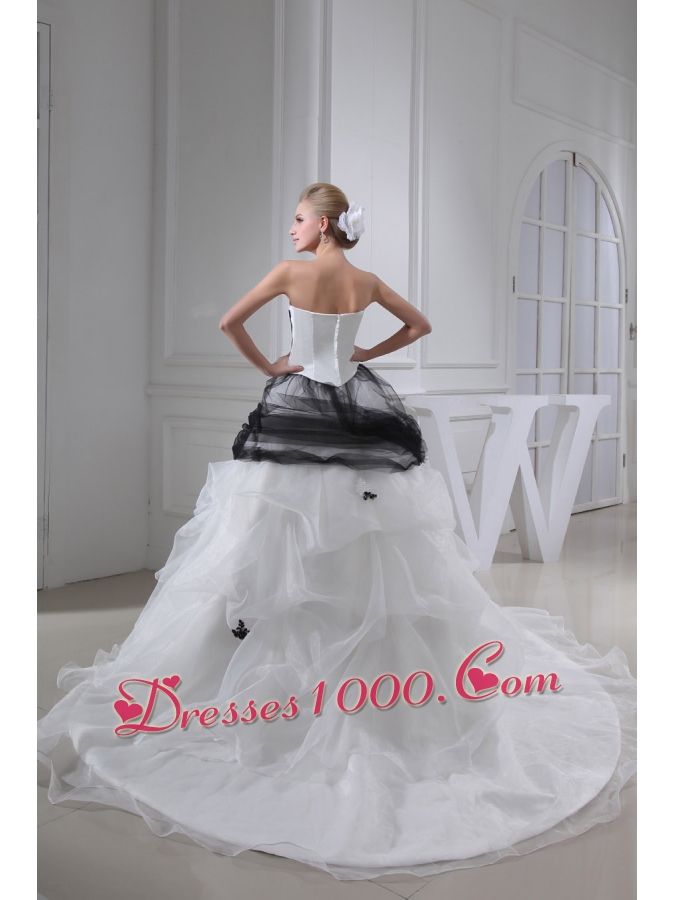 White and Black Appliques Ball Gown Strapless Chapel Train Wedding Dress