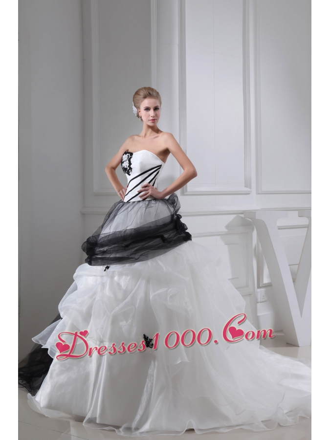 White and Black Appliques Ball Gown Strapless Chapel Train Wedding Dress