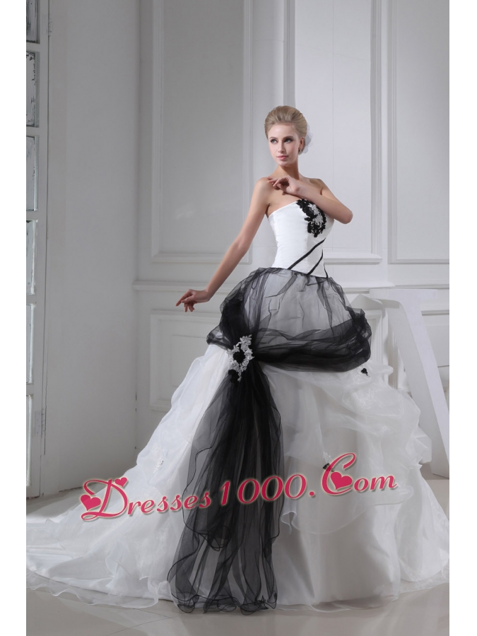 White and Black Appliques Ball Gown Strapless Chapel Train Wedding Dress