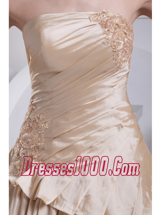 Appliques A-Line Strapless Chapel Train Wedding Dress with Champagne