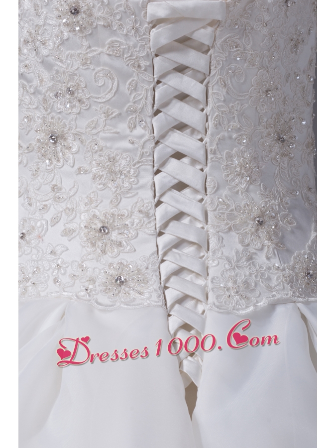 Appliques With Beading Strapless Ruffles A-line Wedding Dress