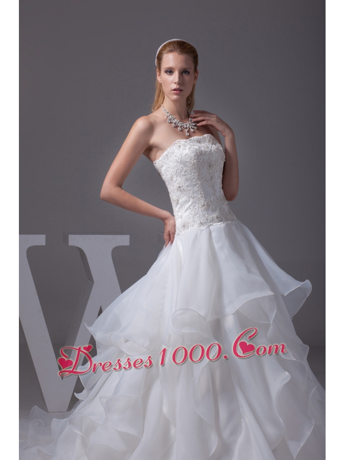 Appliques With Beading Strapless Ruffles A-line Wedding Dress