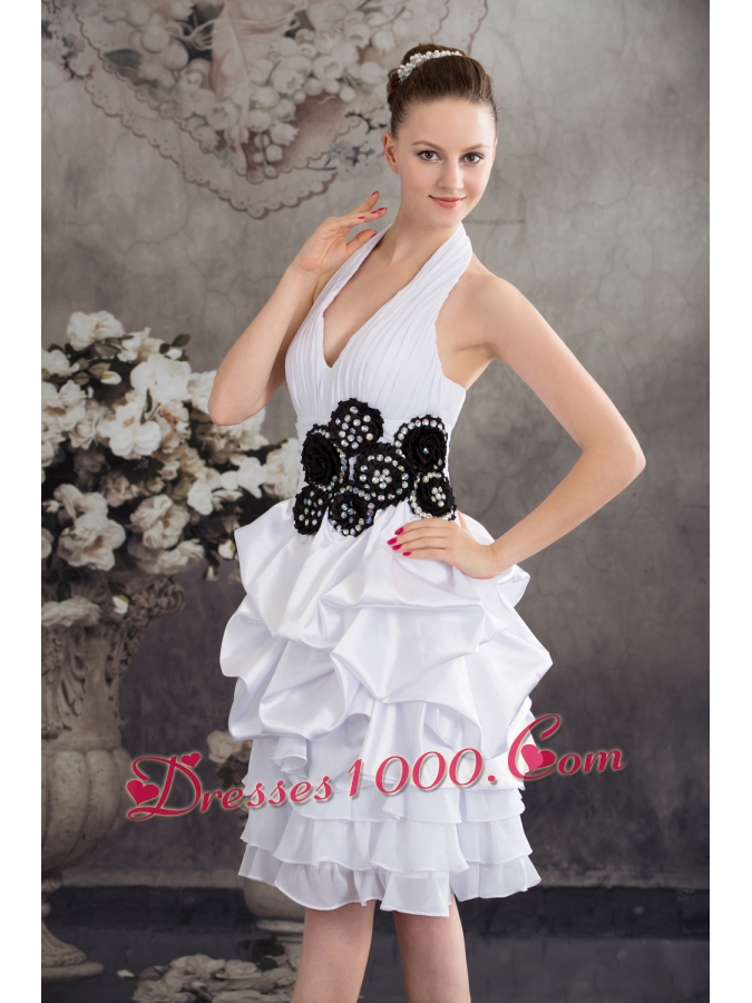 Black Hand Made Flowers Halter Top Princess Short Wedding Dress