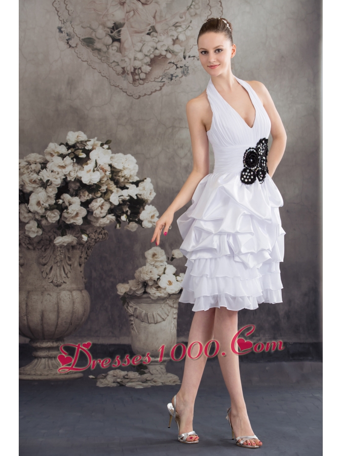Black Hand Made Flowers Halter Top Princess Short Wedding Dress
