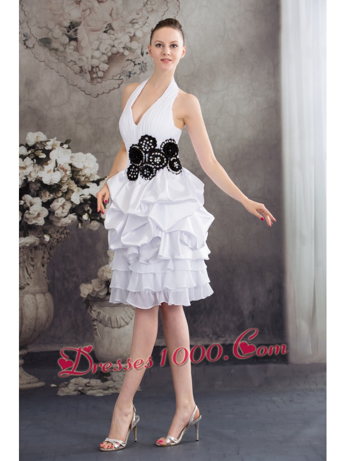 Black Hand Made Flowers Halter Top Princess Short Wedding Dress