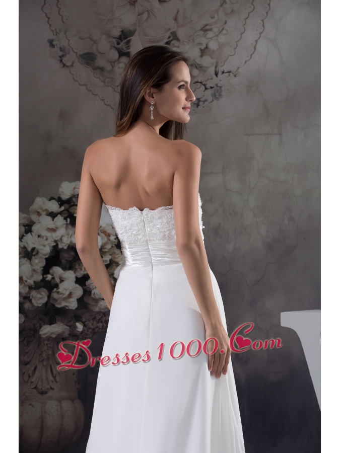 Lace Wedding Dress With Sweetheart A-line Brush Train