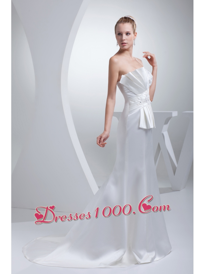 Strapless Satin Mermaid Ruching Appliques Wedding Dress