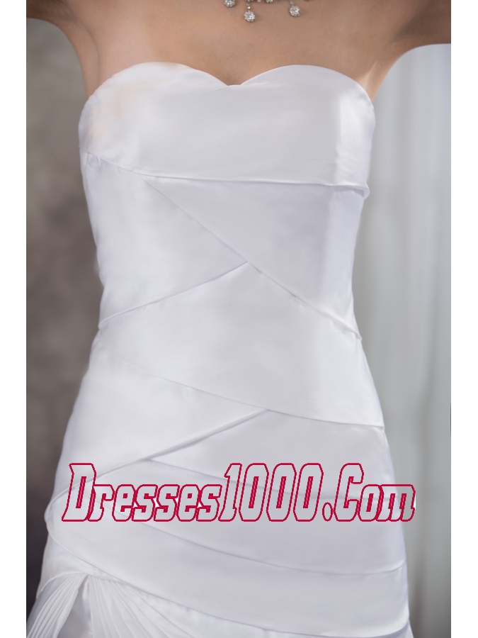 Sweetheart A-line Brush Train Pleat Wedding Dress