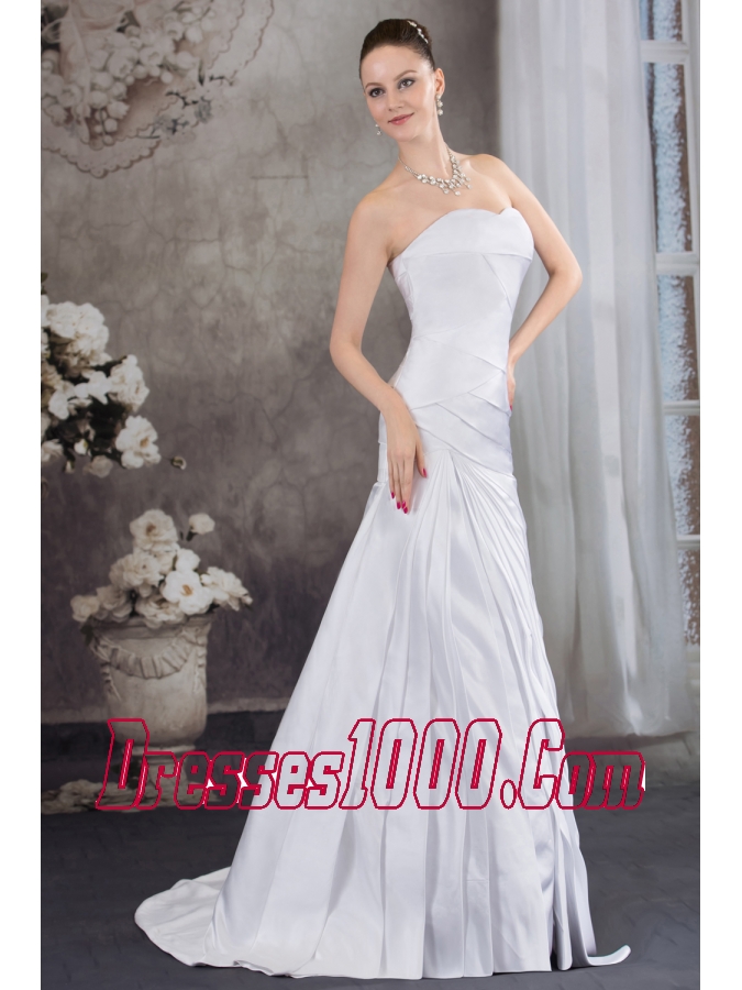 Sweetheart A-line Brush Train Pleat Wedding Dress