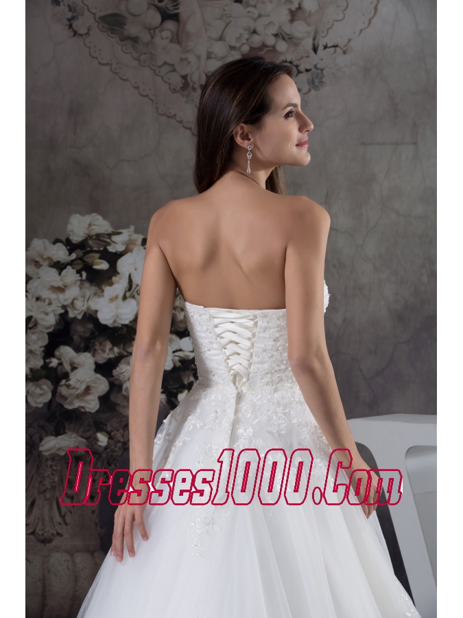 A-line Sweetheart Appliques Tulle Wedding Dress