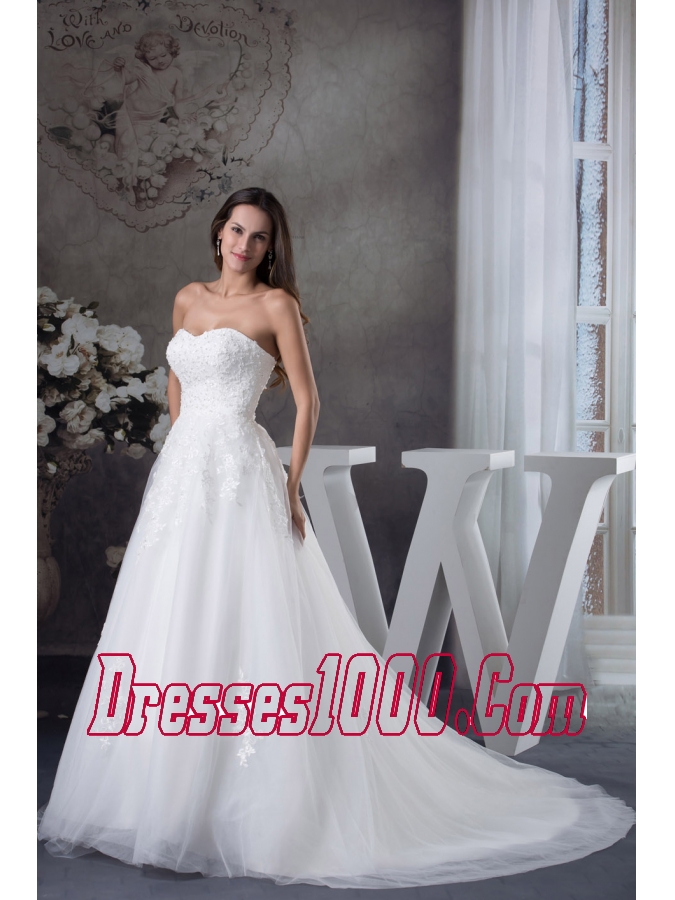 A-line Sweetheart Appliques Tulle Wedding Dress