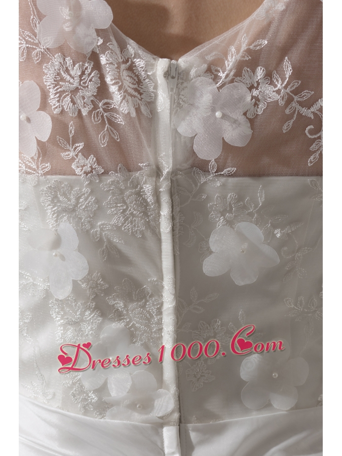 Appliques Court Train Scoop Neck Wedding Dress