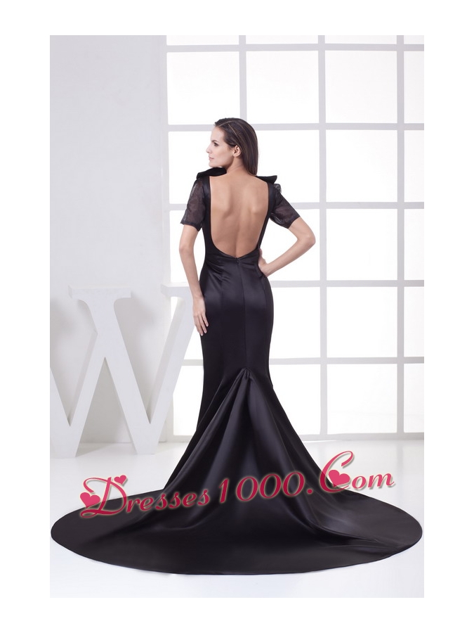 Black High-neck Short Sleeves Mermaid Chapel Train Mother of the Bride Dress