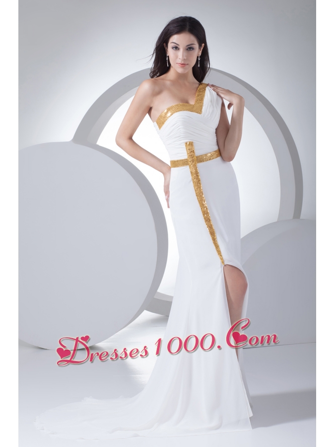 Column One Shoulder Ruching Sequins Wedding Dress