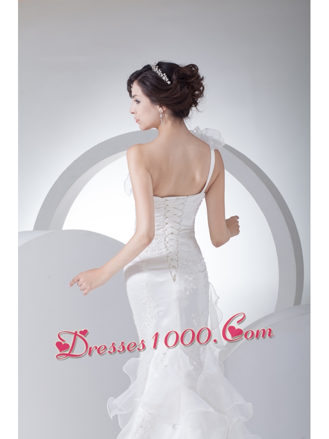 One Shoulder Ruffles Mermaid Appliques Wedding Dress