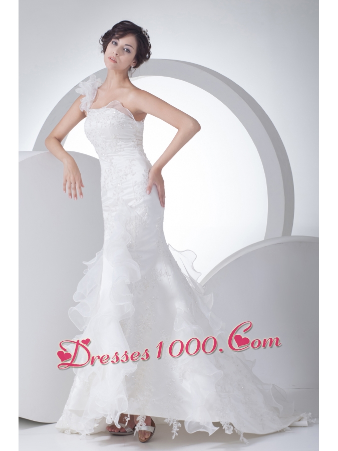 One Shoulder Ruffles Mermaid Appliques Wedding Dress