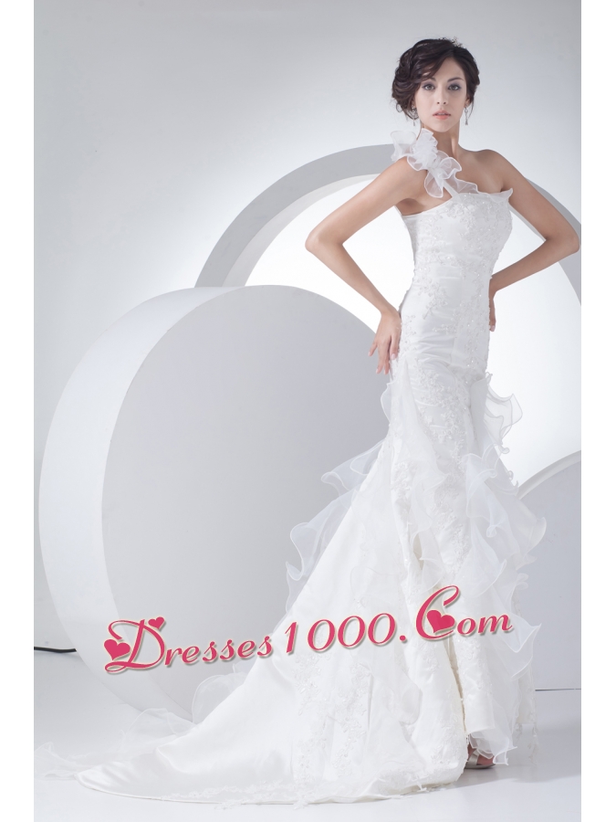 One Shoulder Ruffles Mermaid Appliques Wedding Dress