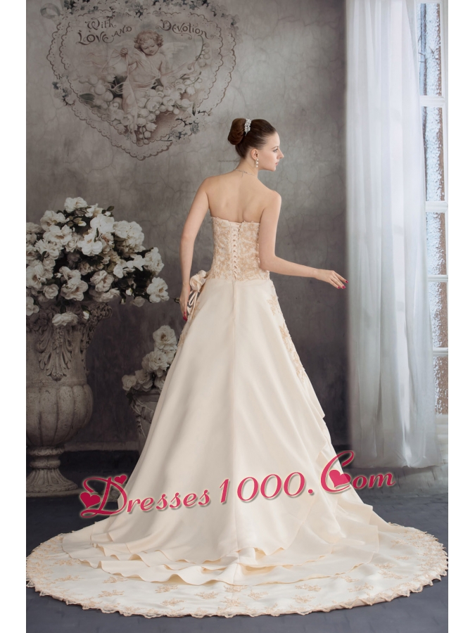 Sweetheart A-line Appliques Hand Made Flowers Taffeta Wedding Dress