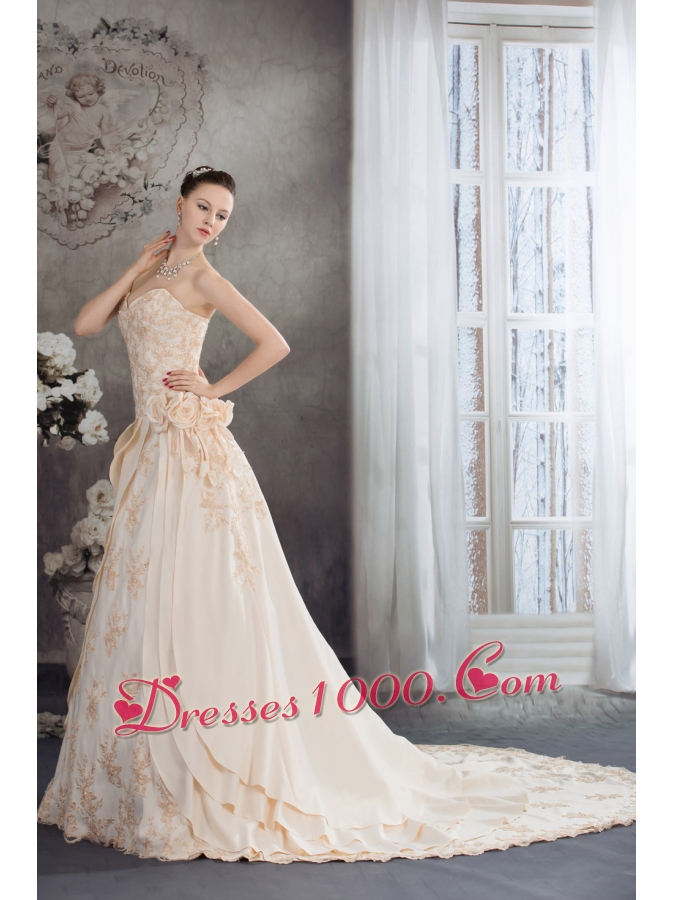 Sweetheart A-line Appliques Hand Made Flowers Taffeta Wedding Dress
